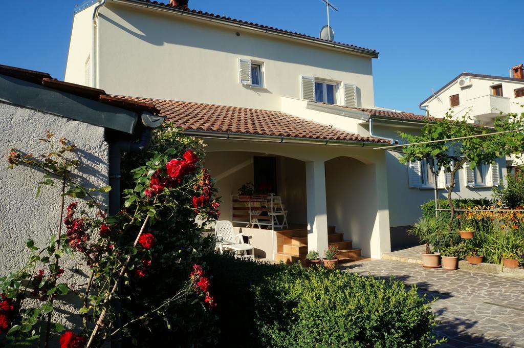 Studio And Apartment Nadia With Garden Poreč Rom bilde